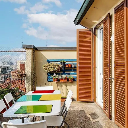 Daire Center Rooftop With Terrace In Porta Romana Milano
